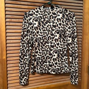 Long sleeve leopard shirt